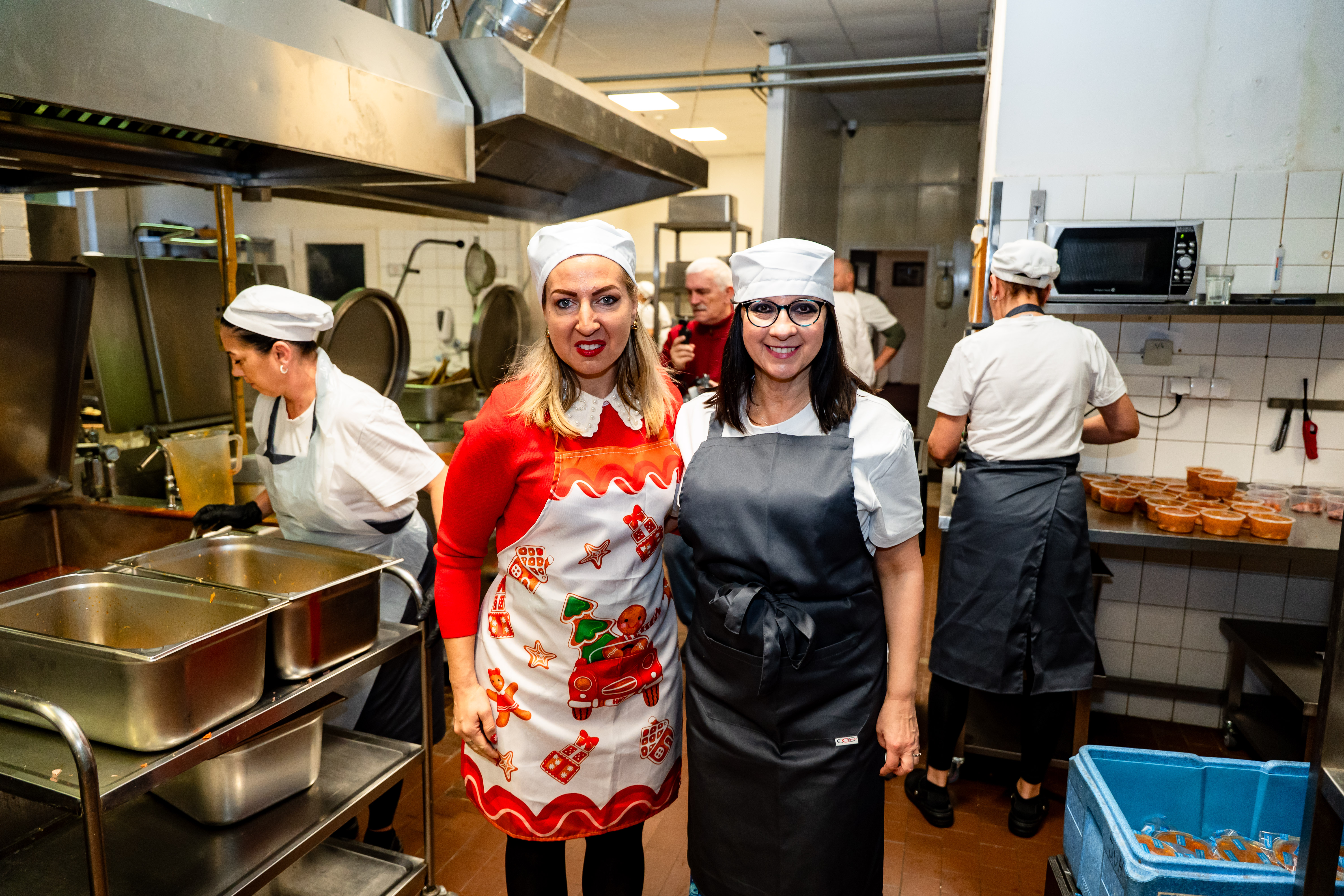 Tradicne charitativne podujatie Vianocne varenie pre seniorov-22